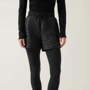 Athleta Black Quilted Women Shorts